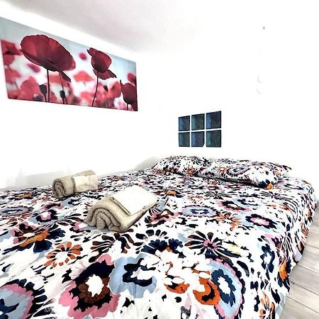 F2 Ultra Central Danube Loft Budapest Bagian luar foto